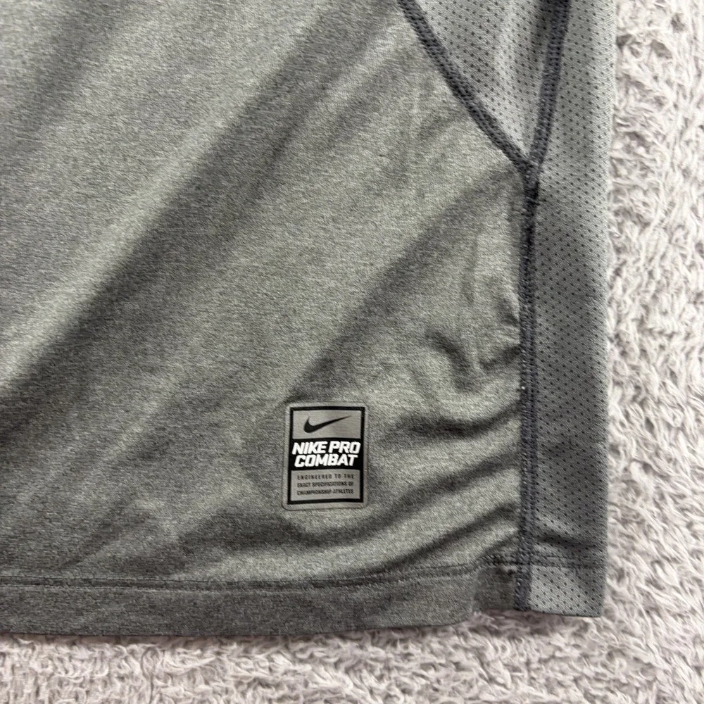 Nike Pro Combat Shirt Mens Medium Gray Fitted Short Sleeve Dri Fit Base Layer